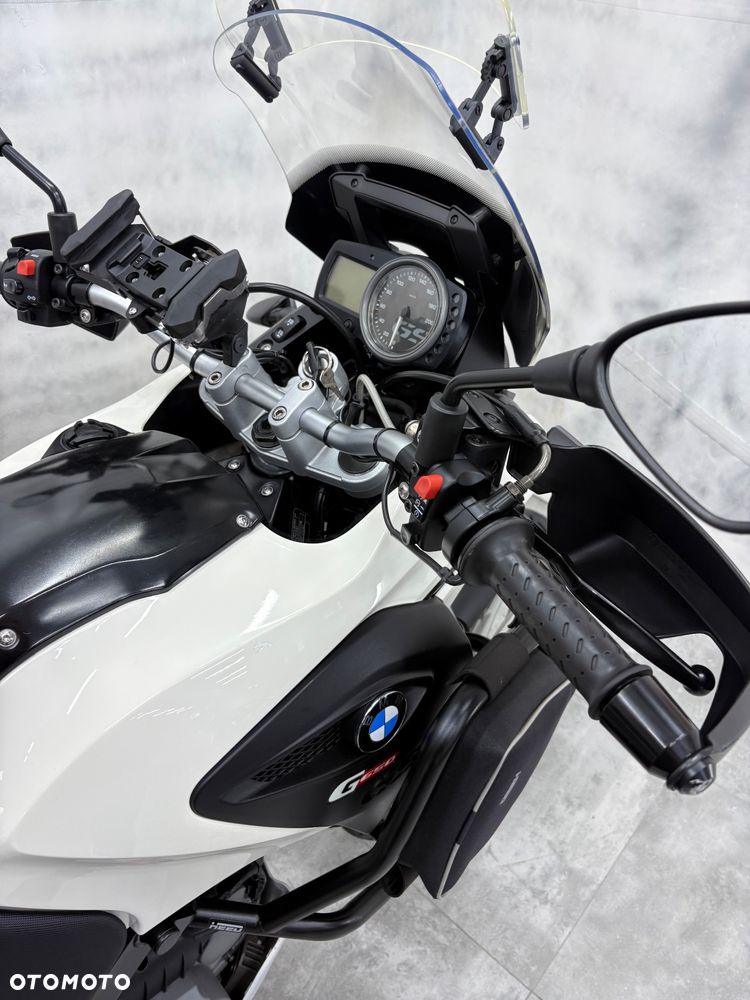 BMW G - 21