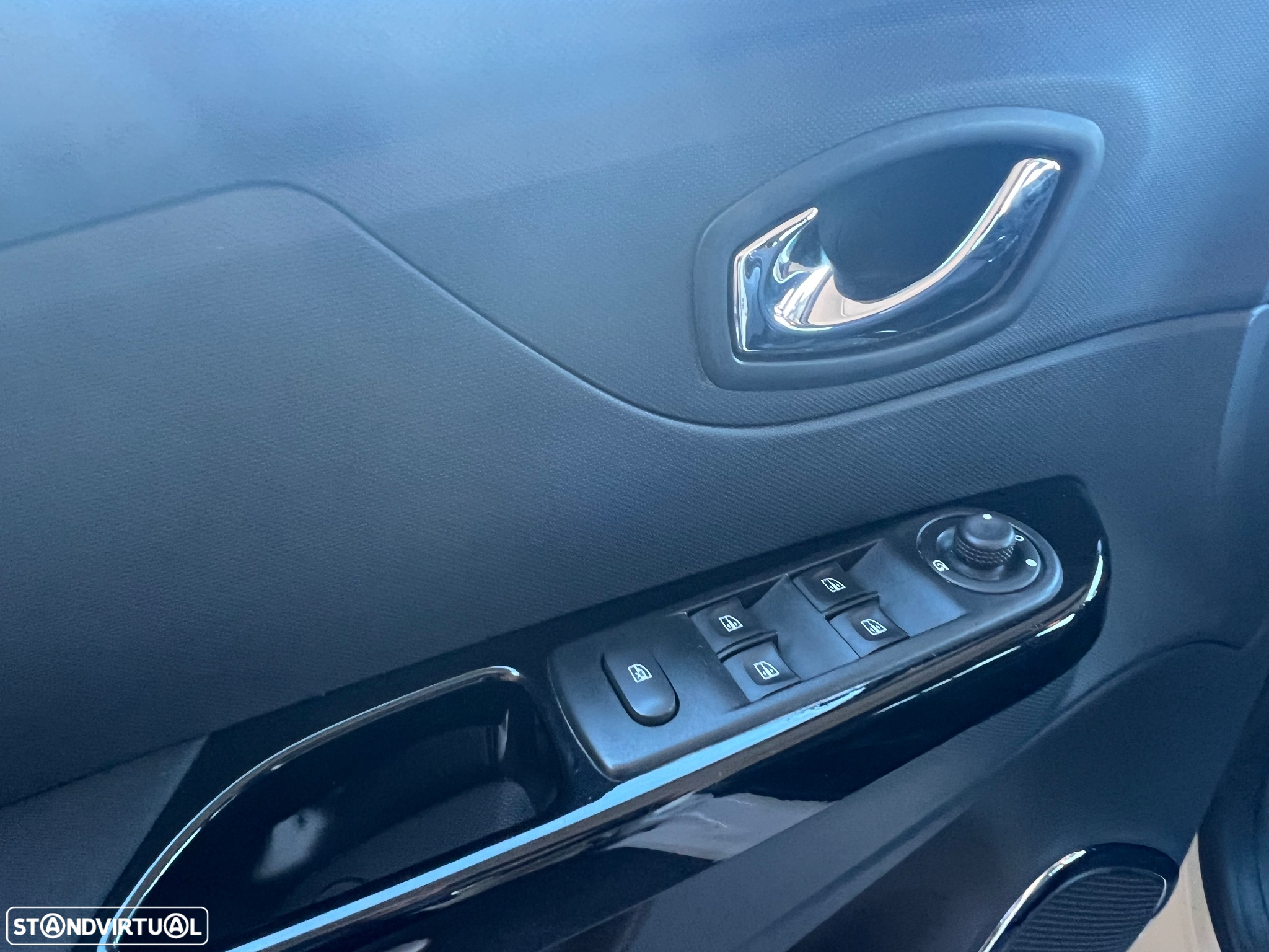 Renault Captur ENERGY dCi 110 Intens - 11