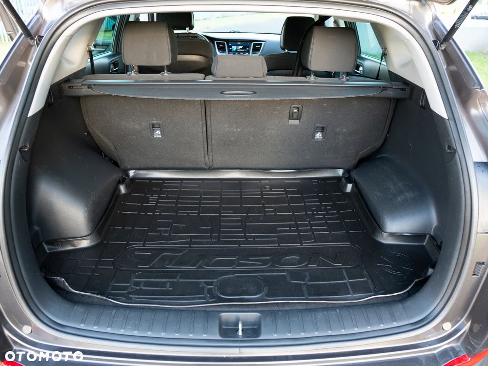 Hyundai Tucson 1.6 GDI BlueDrive Comfort 2WD - 36