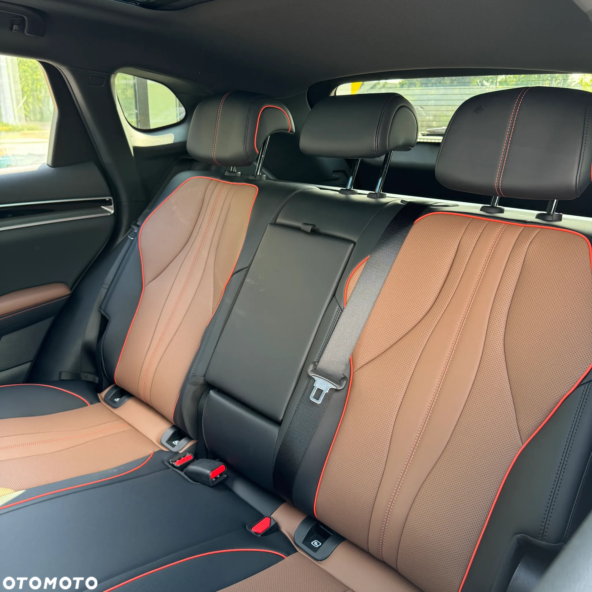 BYD Seal U 1.5T DM-i Design AWD - 14