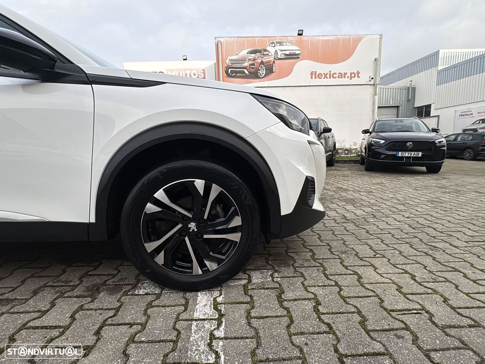 Peugeot 2008 1.2 PureTech Allure - 10