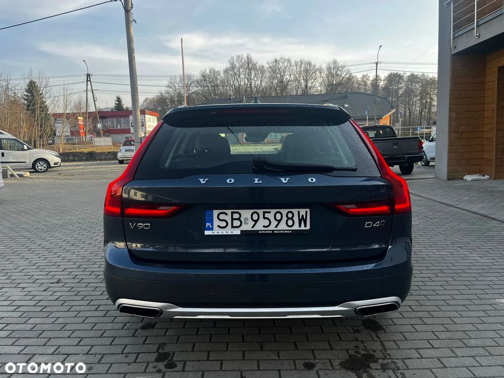 Volvo V90 D4 AWD Momentum - 7