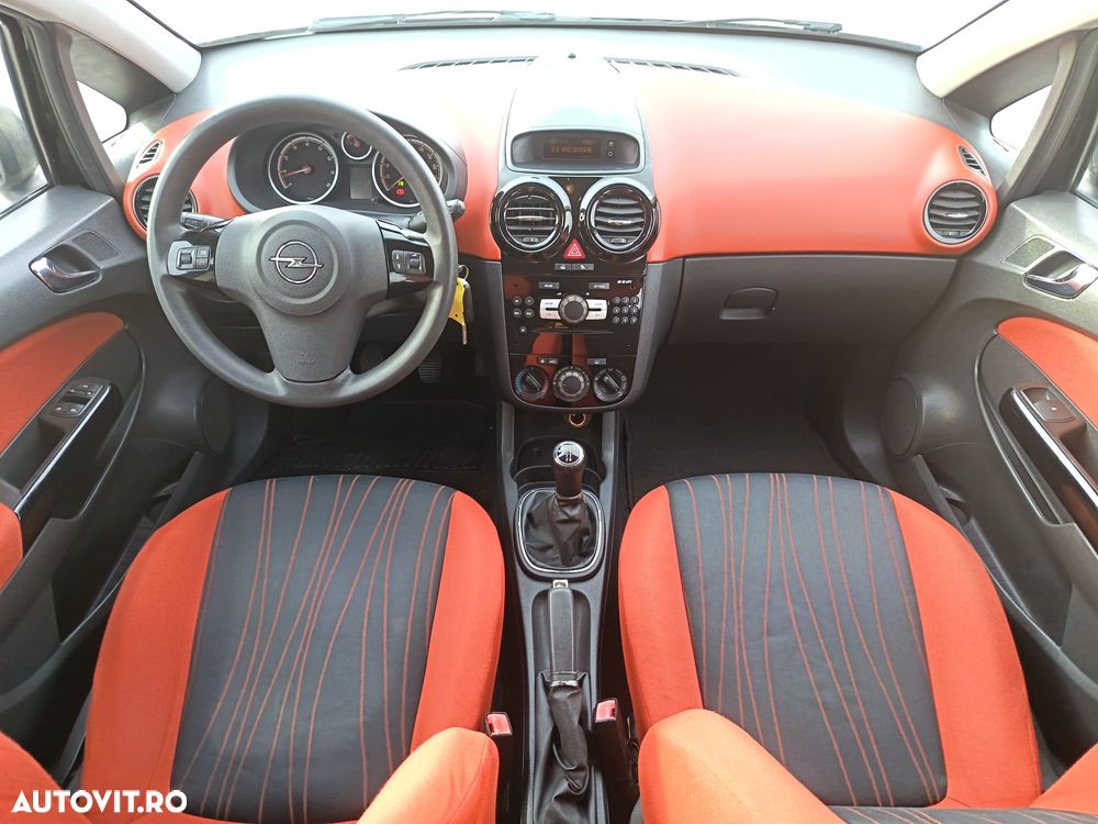 Opel Corsa 1.4 16V Color Edition - 14