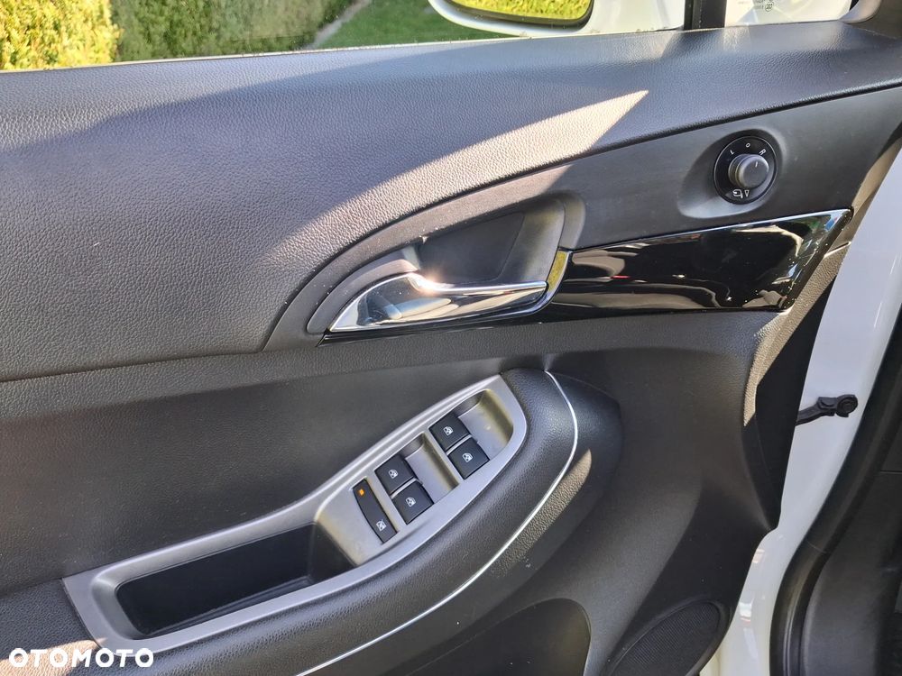 Chevrolet Orlando 2.0 D LT+ - 28