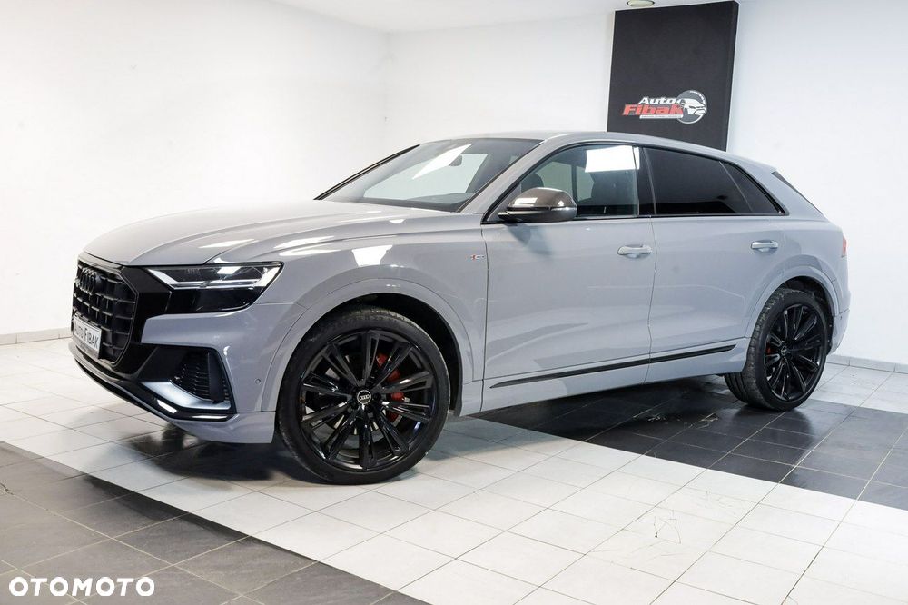 Audi Q8 - 6