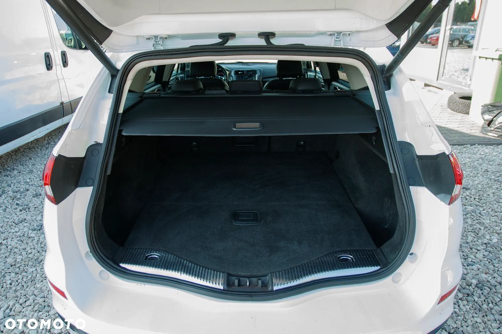 Ford Mondeo 2.0 EcoBlue Titanium - 22