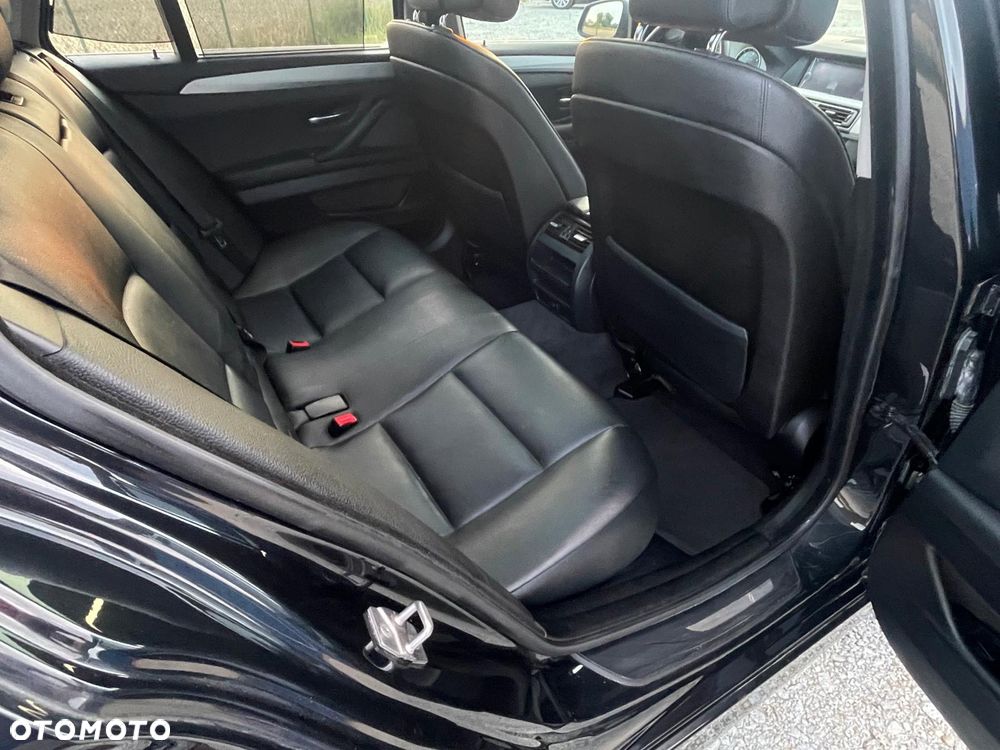 BMW Seria 5 520d Blue Performance - 15