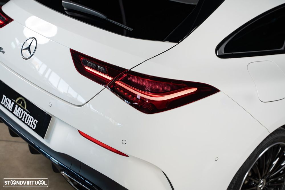 Mercedes-Benz CLA 250 e Shooting Brake AMG Line - 9