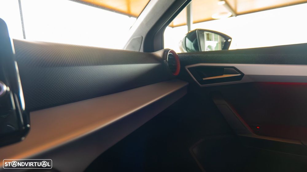 SEAT Arona 1.0 TSI FR - 21