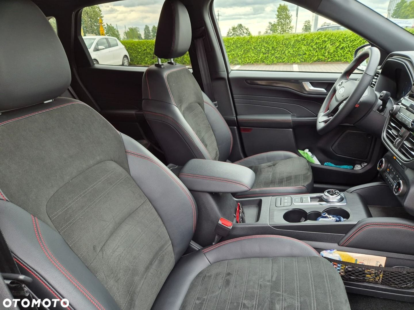Ford Kuga - 13
