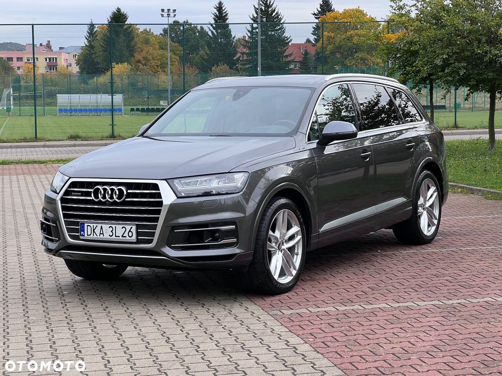 Audi Q7 3.0 TFSI Quattro Tiptronic - 1