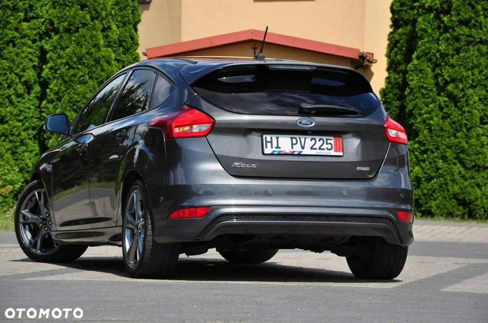Ford Focus - 22