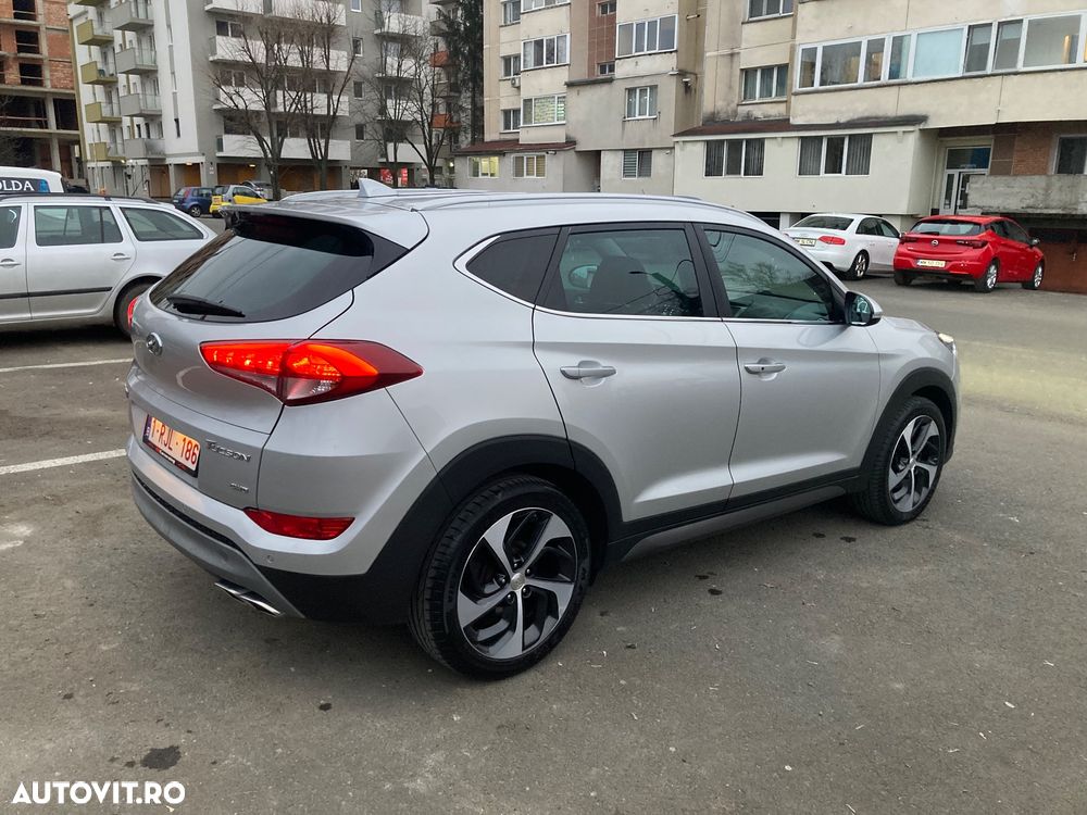 Hyundai Tucson 2.0 CRDI 4WD Premium - 11