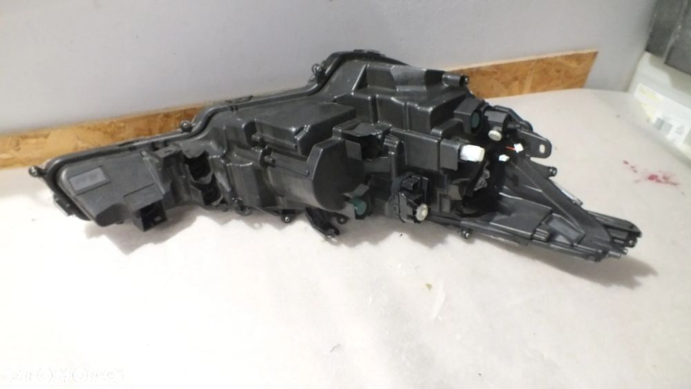 Lampa przednia lewa Toyota Corolla E21 kombi HB Full led - 7