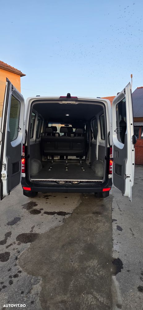 Mercedes-Benz Sprinter 906.211 - 6