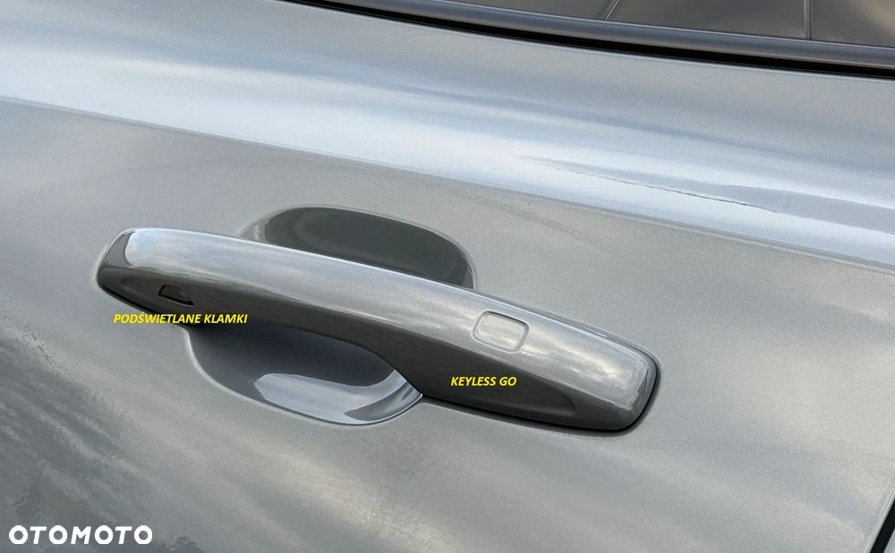 Volvo XC 60 B4 B Plus Dark - 29