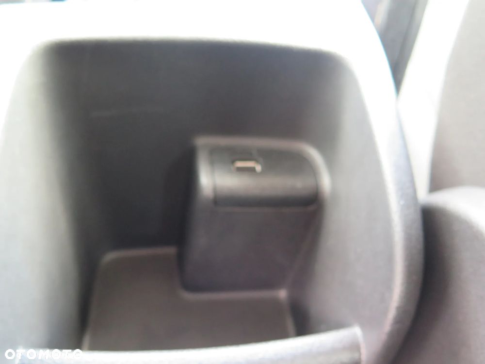 Ford Focus - 23