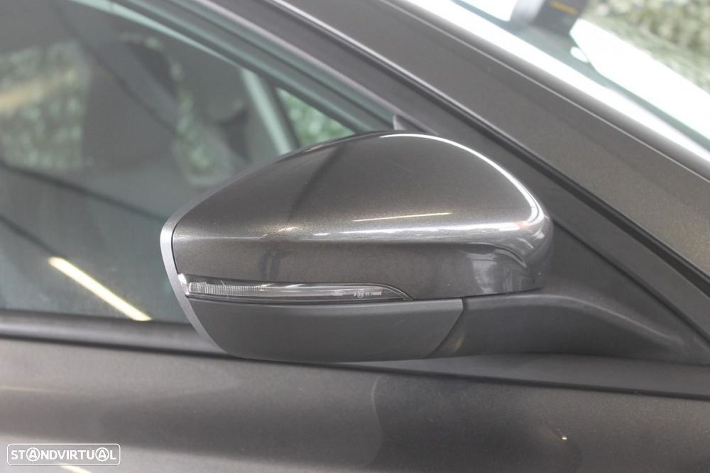 Ford Focus 1.0 EcoBoost MHEV Active X - 53