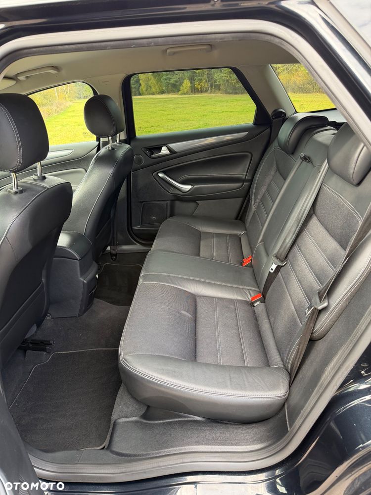 Ford Mondeo 2.0 TDCi Black Magic - 11