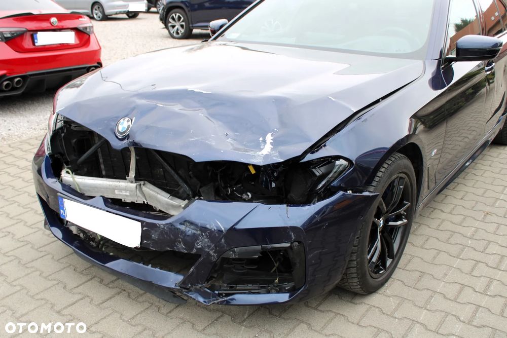 BMW Seria 5 540i xDrive mHEV M Sport sport - 4