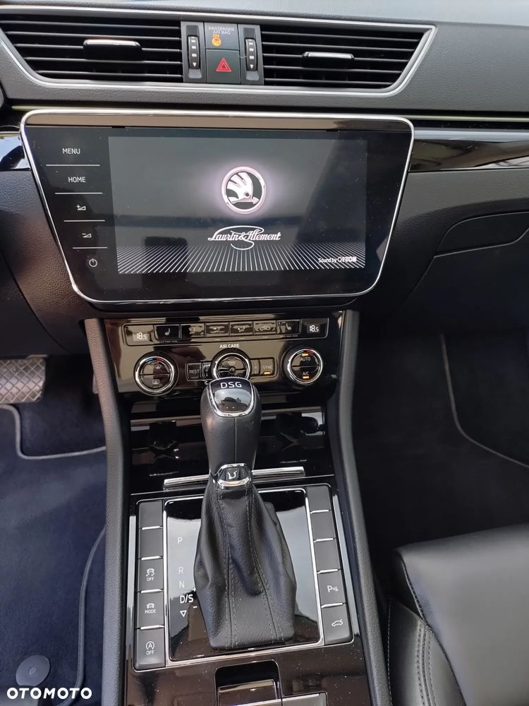 Skoda Superb 2.0 TDI L&K DSG - 12