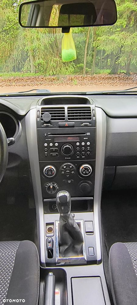 Suzuki Grand Vitara 1.9 DDiS - 10