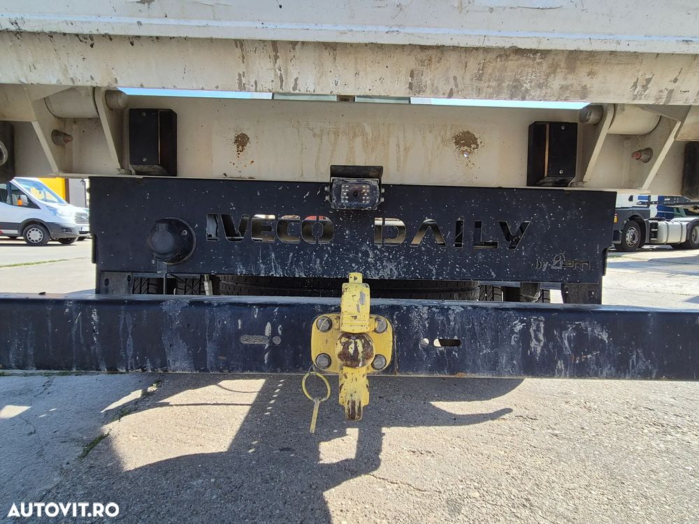 Iveco 35C16H3.0 D - 4