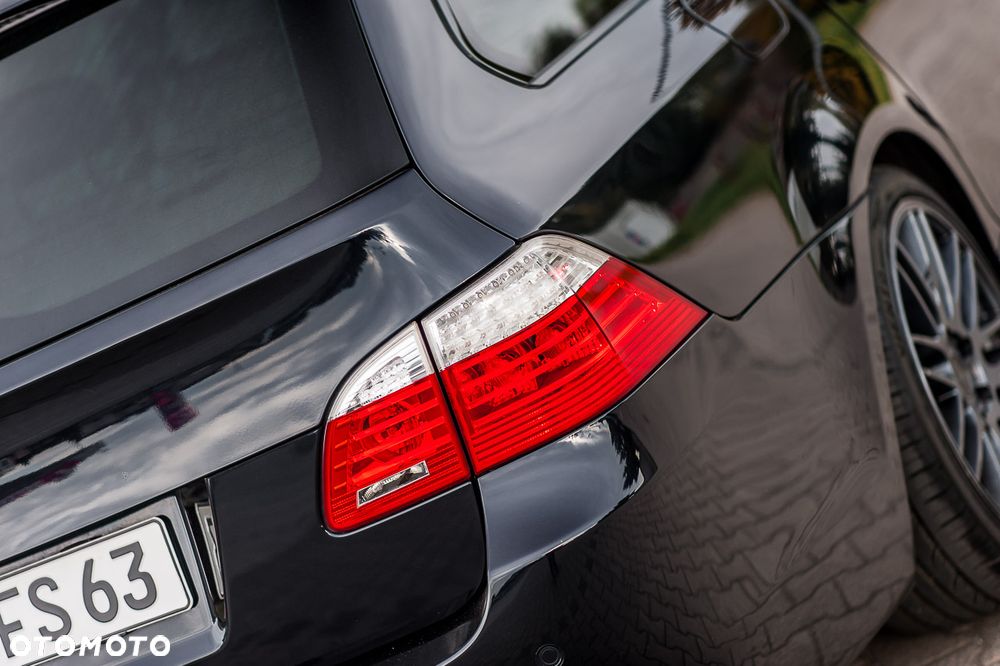 BMW Seria 5 - 32