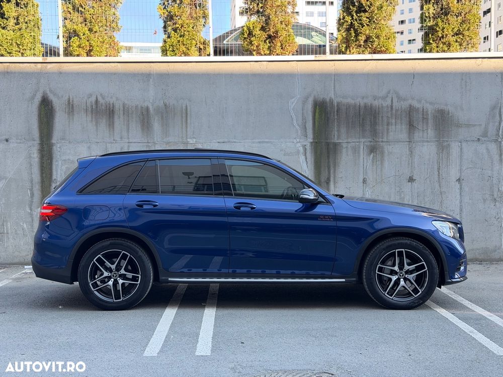 Mercedes-Benz GLC 250 d 4MATIC 9G-TRONIC AMG Line - 11