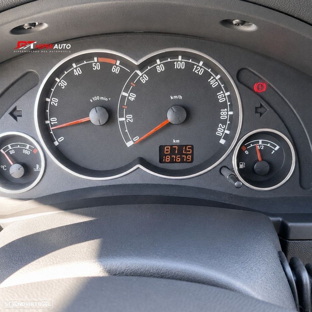 Opel Meriva 1.3 CDTI enjoy ecoFLEX — fotografia 13