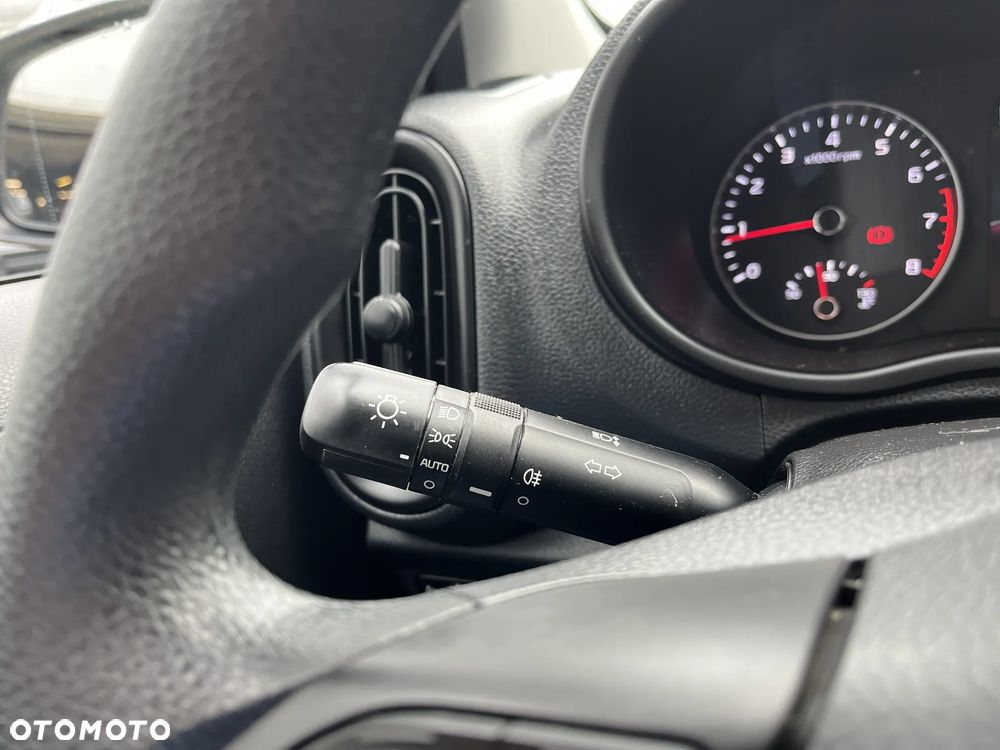 Kia Picanto 1.2 M AMT - 19