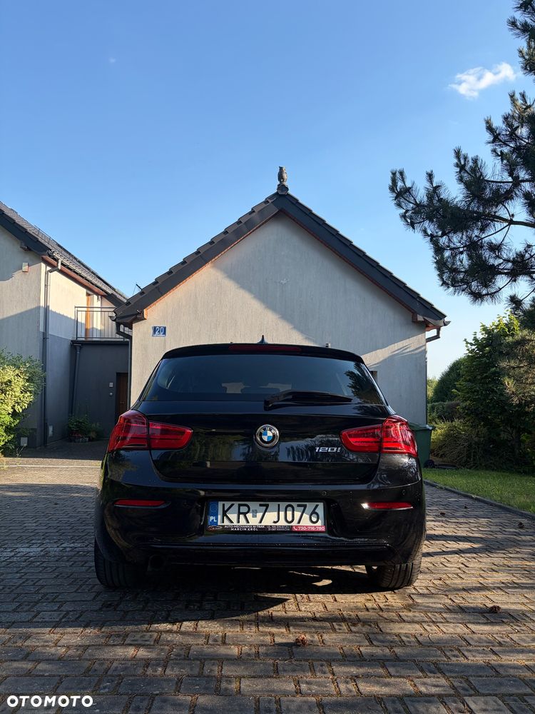 BMW Seria 1 120i Sport Line - 5