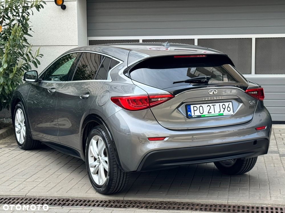 Infiniti Q30 1.5d Premium - 8