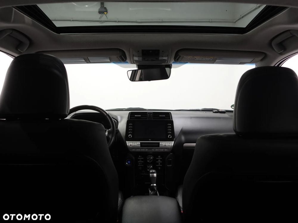 Toyota Land Cruiser 2.8 D-4D Automatik Executive - 23