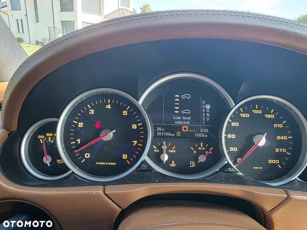Porsche Cayenne Turbo - 13