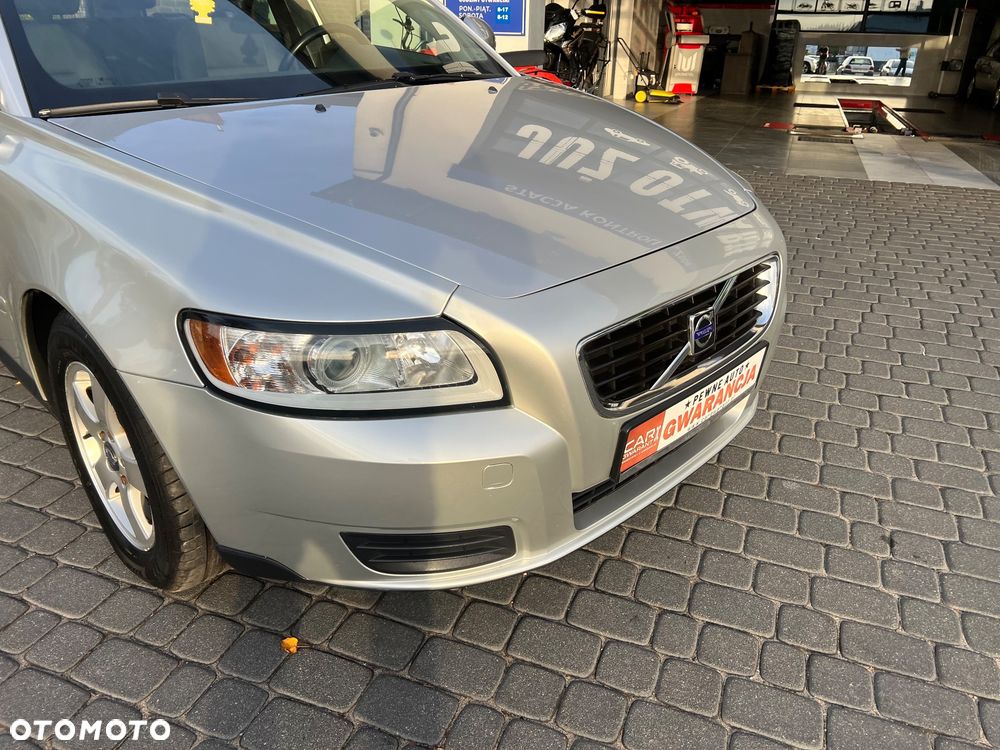 Volvo V50 2011 photo 3