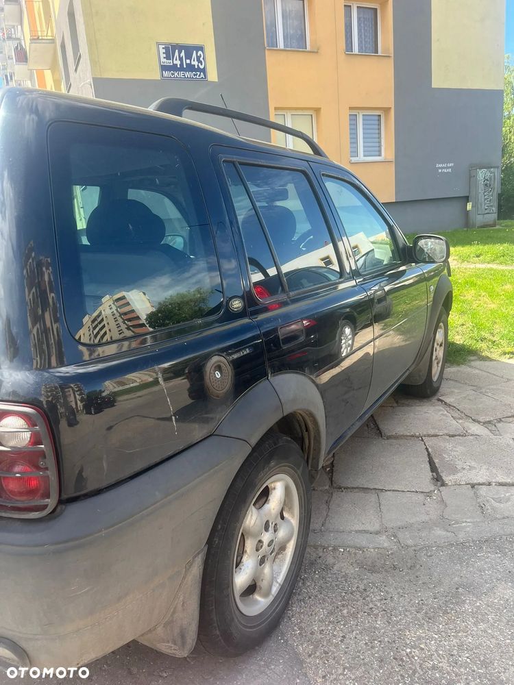 Land Rover Freelander 2.0 D - 10