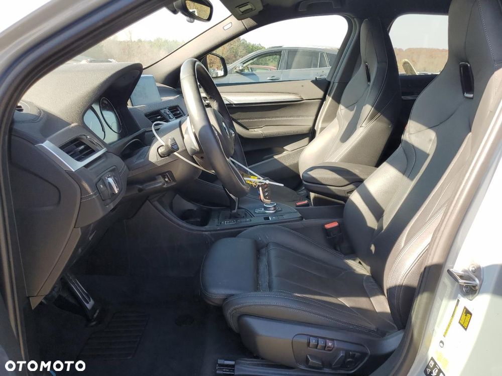 BMW X2 - 8