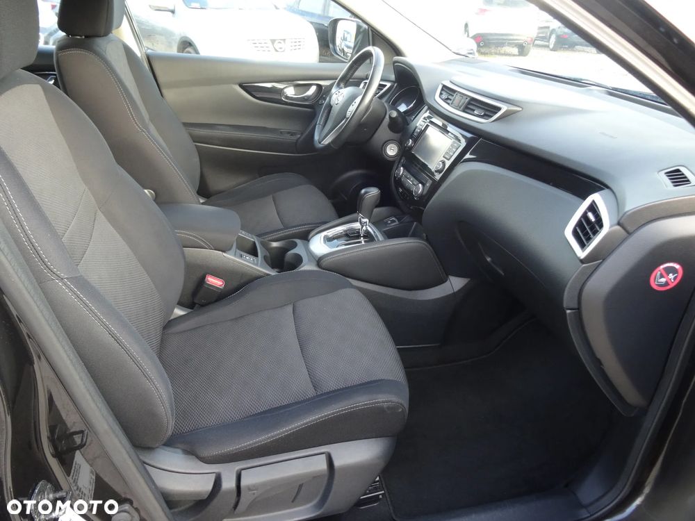 Nissan Qashqai 1.2 DIG-T N-Connecta Xtronic - 14