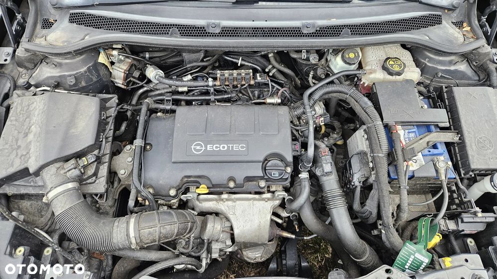 Opel Astra 1.4 Turbo - 13