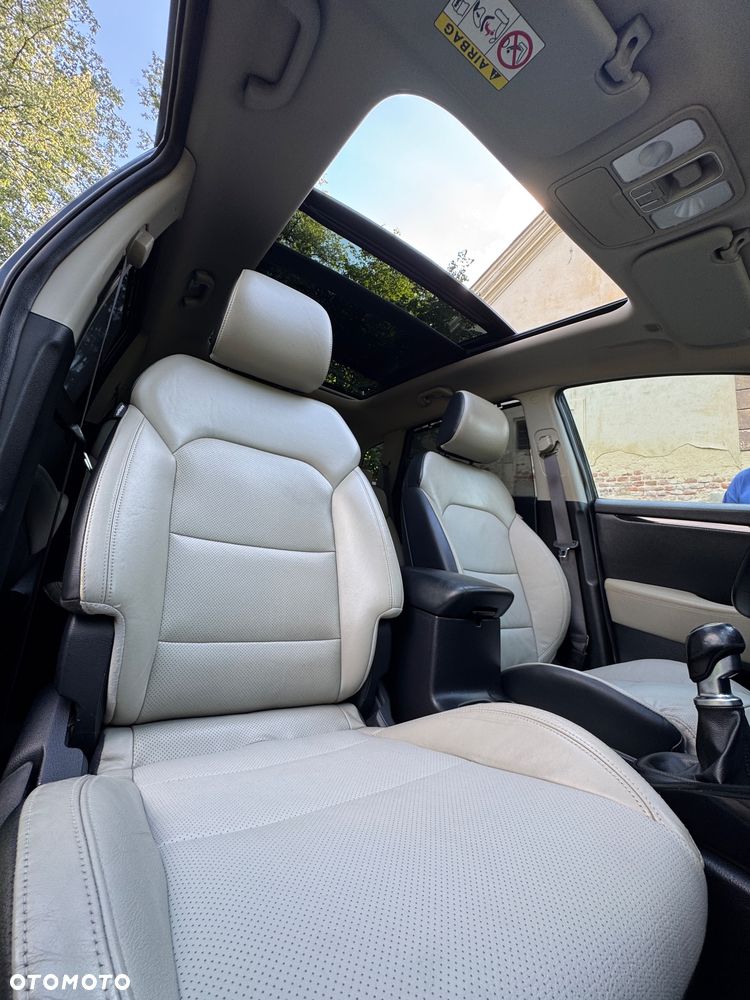 Kia Carens 1.7 CRDi L 7os - 37