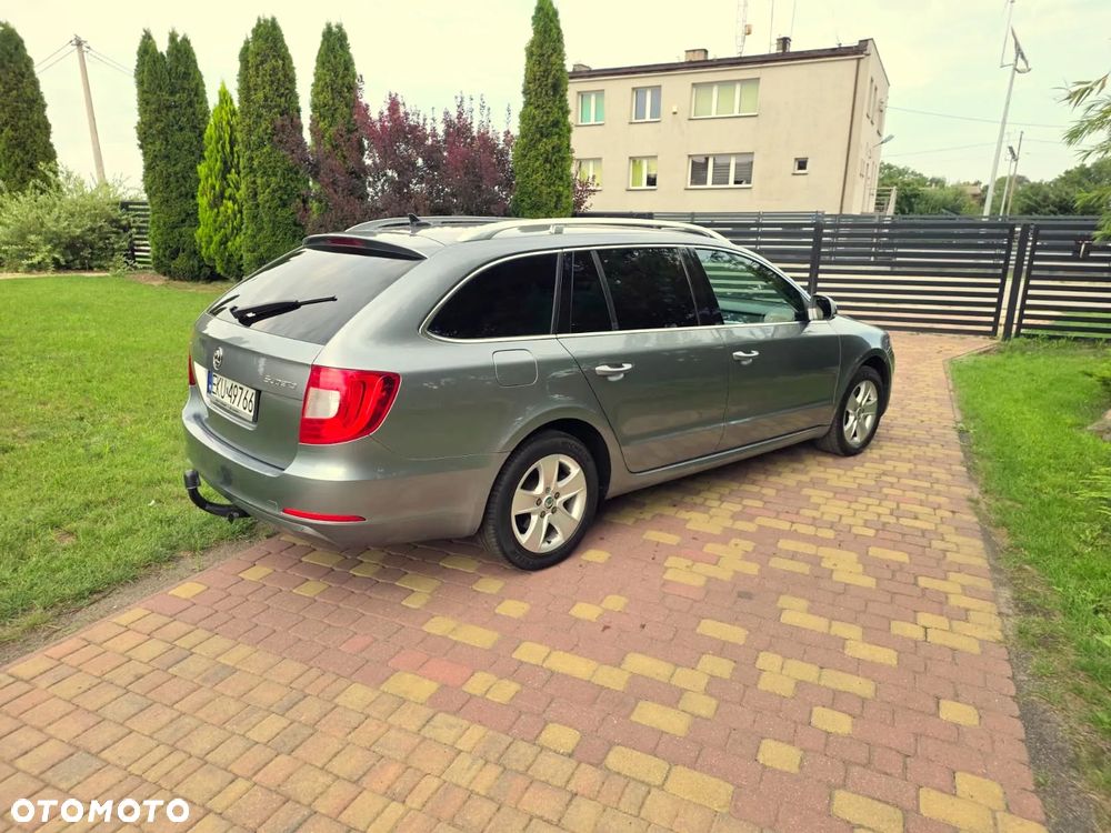 Skoda Superb 1.8 TSI Elegance DSG - 4