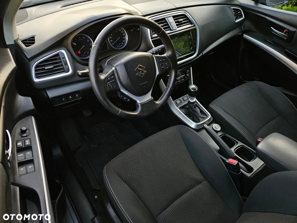 Suzuki SX4 S-Cross 1.4 Boosterjet Allgrip Comfort+ - 23