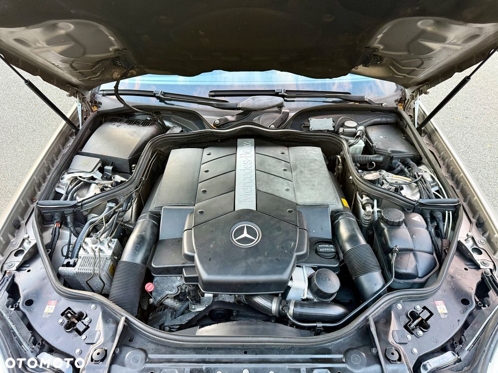Mercedes-Benz Klasa E 500 4-Matic T Avantgarde - 9