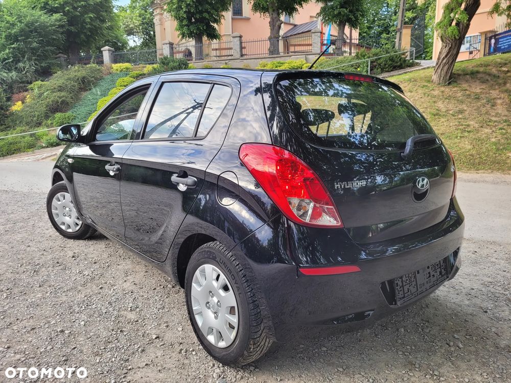 Hyundai i20 1.2 Fifa World Cup Edition - 23