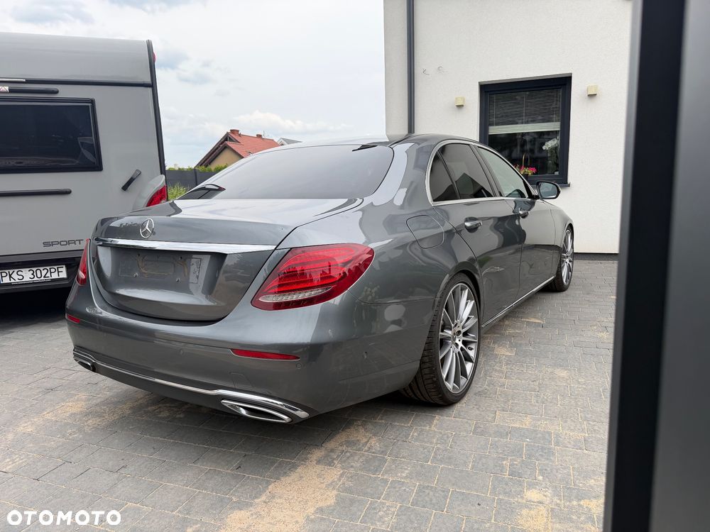 Mercedes-Benz Klasa E 350 d 9G-TRONIC Exclusive - 10