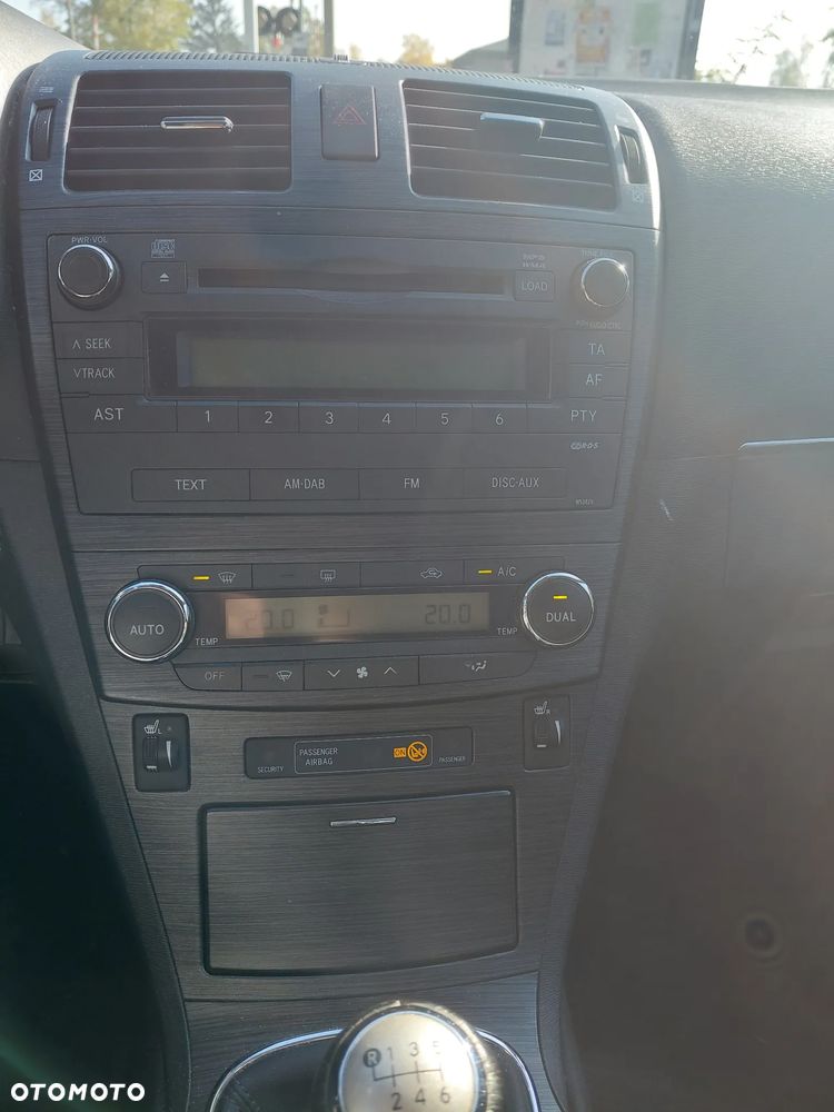 Toyota Avensis 2009 photo 5