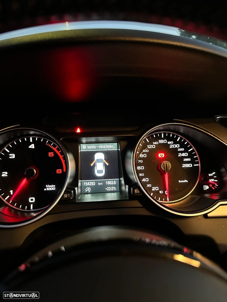 Audi A5 2.0 TDI S-line - 8