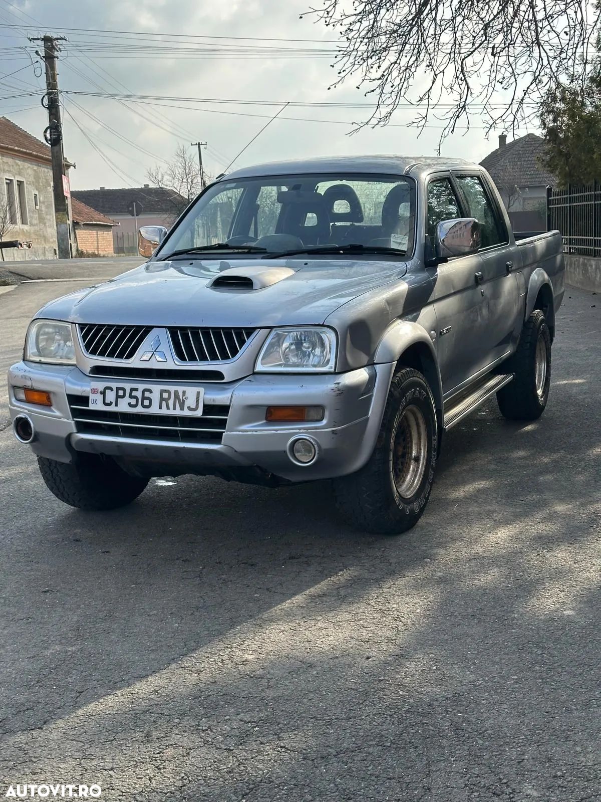 Mitsubishi L200 - 1
