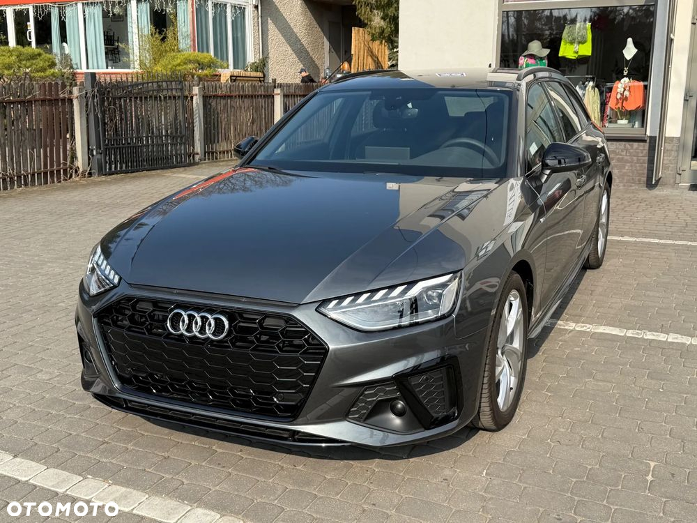 Audi A4 Avant 40 TDI S tronic S line - 2